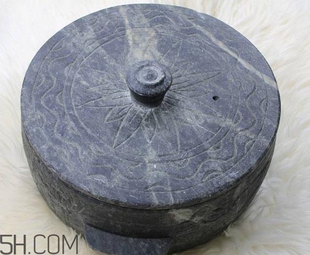 墨脫石鍋多少錢一個(gè)？墨脫石鍋為什么那么貴？