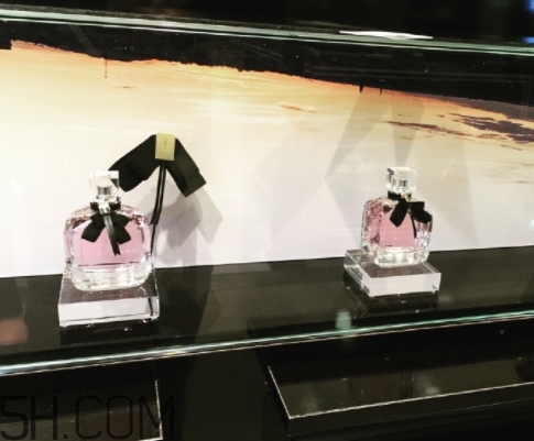 ysl圣羅蘭mon paris香水多少錢？mon paris香水專柜價格