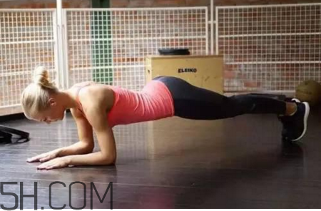 平板支撐可以瘦哪里？平板支撐鍛煉哪些肌肉？