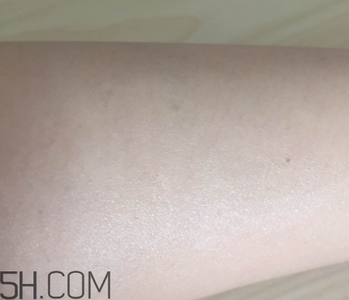 初之印修容氣墊CC霜怎么樣？多少錢？