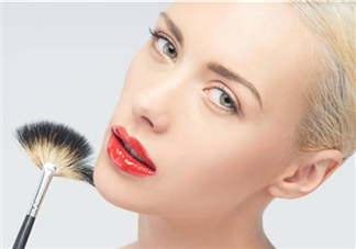 青春痘跟性有關(guān)系嗎？青春痘跟晚睡有關(guān)系嗎？