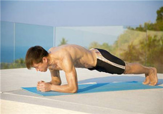 平板支撐什么時間做最好？平板支撐不適宜人群