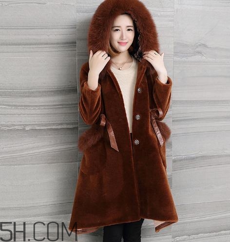 羊剪絨大衣起球嗎？羊剪絨大衣起球怎么辦？