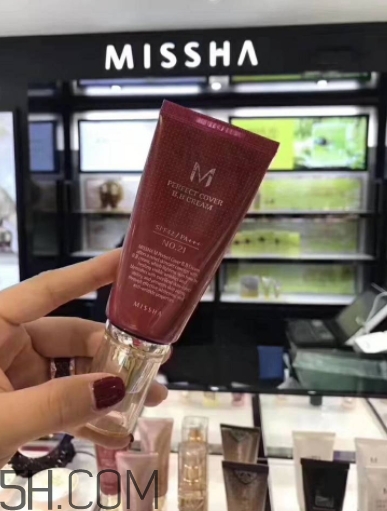 卡姿蘭和謎尚哪個好？卡姿蘭和謎尚對比