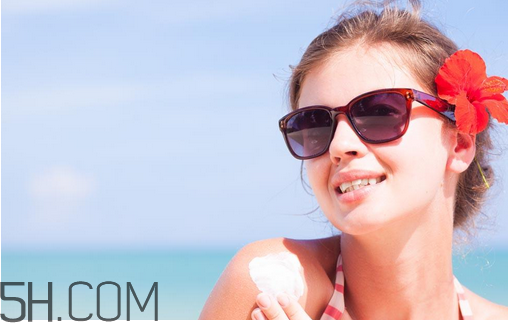 高倍防曬霜哪個牌子好？防曬霜怎么看防曬指數(shù)？