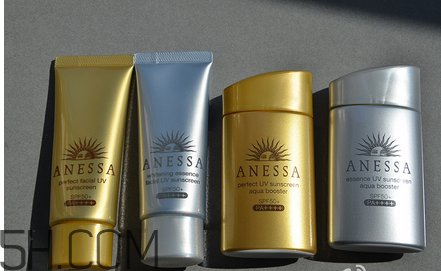 安耐曬各種顏色瓶子的區(qū)別？防曬霜可以直接涂在臉上嗎？