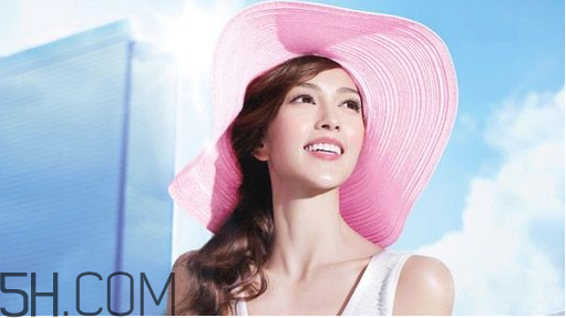 安耐曬各種顏色瓶子的區(qū)別？防曬霜可以直接涂在臉上嗎？