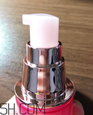 歐珀萊恒久肌底循環(huán)精華露基礎型適合什么年齡? 歐珀萊恒久肌底循環(huán)精華露基礎型適合什么年齡?