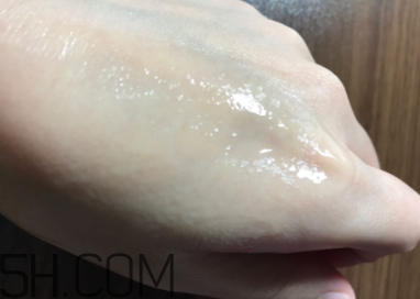 歐珀萊恒久肌底循環(huán)精華露基礎型適合什么年齡? 歐珀萊恒久肌底循環(huán)精華露基礎型適合什么年齡?