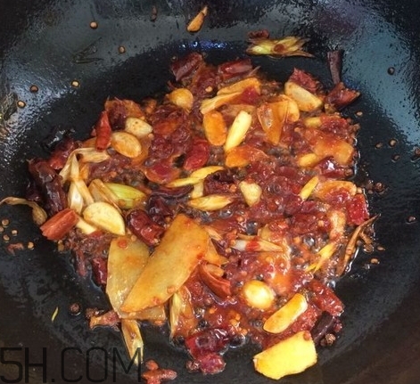 花蓋蟹和梭子蟹哪個(gè)好吃？花蓋蟹和梭子蟹區(qū)別