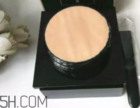 serge lutens蘆丹氏粉霜怎么用？蘆丹氏粉霜用法