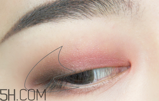 蜜桃約會妝怎么畫_橘色約會妝容教程 蜜桃約會妝怎么畫_橘色約會妝容教程