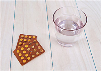 睡覺前吃藥好不好 睡前吃藥對(duì)身體好嗎