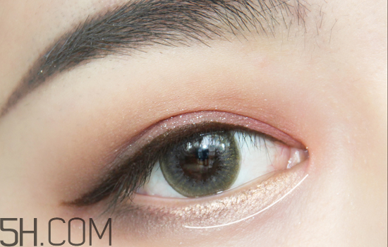 蜜桃約會妝怎么畫_橘色約會妝容教程 蜜桃約會妝怎么畫_橘色約會妝容教程