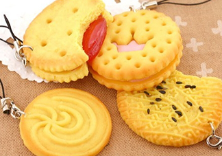 女生說吃餅干是什么意思？女生說請你吃餅干代表什么