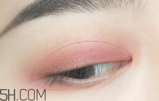 蜜桃約會妝怎么畫_橘色約會妝容教程 蜜桃約會妝怎么畫_橘色約會妝容教程