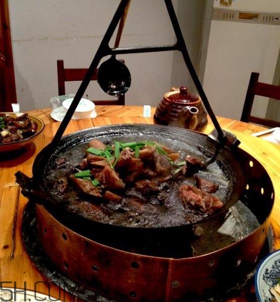 吊鍋是哪里的特色菜？吊鍋是什么菜系？