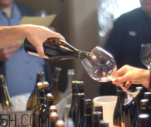 喝酒對血壓有影響嗎？喝酒會引起高血壓嗎？