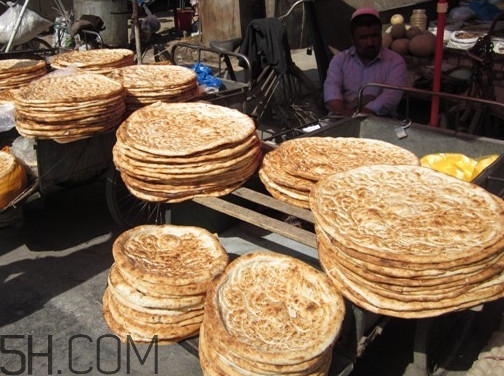 馕有營(yíng)養(yǎng)嗎？維族人吃馕為啥要分開(kāi)吃