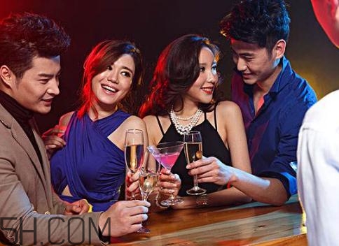 喝酒會(huì)影響記憶力嗎？喝酒會(huì)影響大腦嗎？