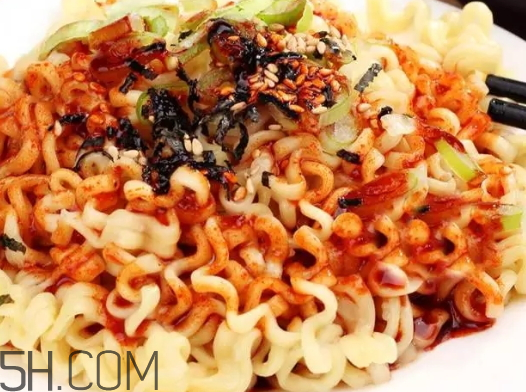 火雞面什么時(shí)候上市的 火雞面什么超市有賣的 火雞面什么時(shí)候上市的 火雞面什么超市有賣的