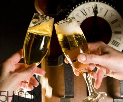 喝酒會影響血糖嗎？喝酒會影響體檢結(jié)果嗎？