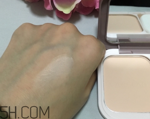 卡姿蘭粉餅怎么用？卡姿蘭粉餅使用方法