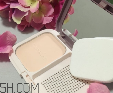 卡姿蘭粉餅怎么用？卡姿蘭粉餅使用方法