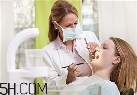 尿頻應(yīng)該去醫(yī)院哪個科？尿頻應(yīng)該做什么檢查？