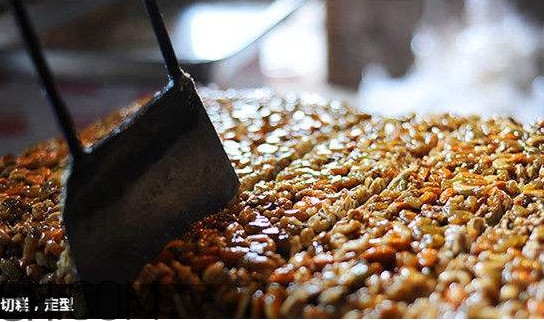 正宗的新疆切糕怎么做？切糕可以過夜嗎