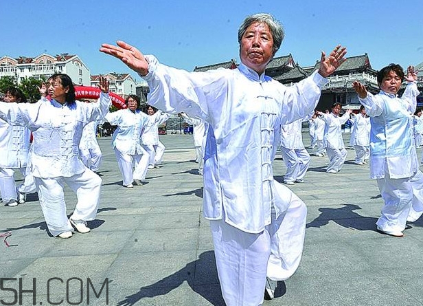 八段錦每天練幾次？八段錦堅持練習多久才有成效