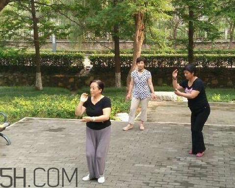 八段錦能治什么??？太極拳八段錦五禽戲哪一種最好