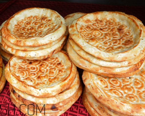 新疆的馕冷了后怎么吃？新疆大餅馕一個多少錢