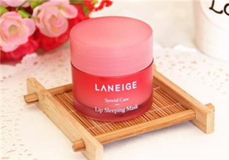 蘭芝唇膜哪個(gè)味道好聞？蘭芝唇膜哪個(gè)顏色好用？