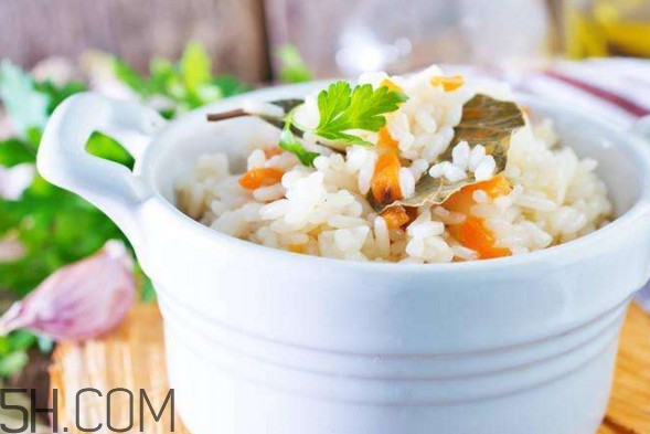 煮飯要煮多久？煮飯加什么更香