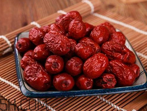 灰棗可以泡酒嗎 灰棗可以直接吃嗎 灰棗可以泡酒嗎 灰棗可以直接吃嗎