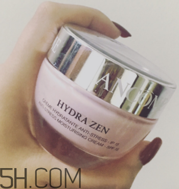 蘭蔻水份緣面霜怎么樣?蘭蔻水份緣面霜好用嗎? 蘭蔻水份緣面霜怎么樣?蘭蔻水份緣面霜好用嗎?