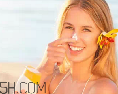 防曬指數(shù)越高對(duì)皮膚傷害越大嗎？使用防曬霜的誤區(qū)