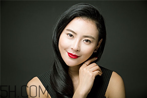 隆胸能喂母乳嗎？隆胸能做核磁共振嗎？