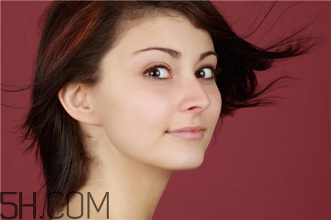 隆胸要住院幾天？隆胸要忌口多久？