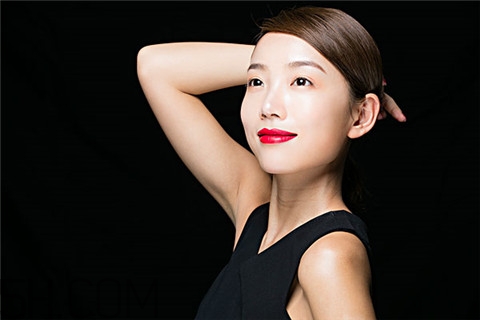 烤瓷牙能用電動牙刷嗎？烤瓷牙能做核磁共振嗎？