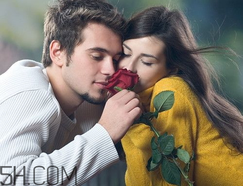 女生說我想吃你什么意思 我想吃了你是什么意思 女生說我想吃你什么意思 我想吃了你是什么意思