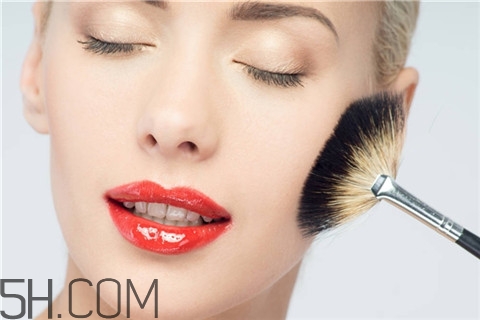 烤瓷牙能摘下來嗎？烤瓷牙能補嗎？