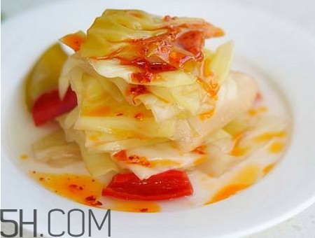 泡菜是酸性還是堿性？泡菜和酸菜有什么區(qū)別