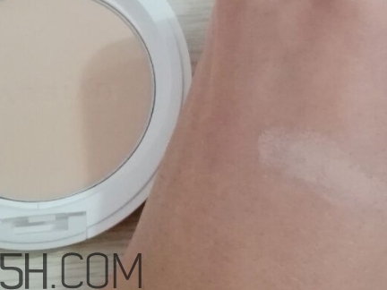 卡姿蘭粉餅真假 卡姿蘭粉餅真假鑒別 卡姿蘭粉餅真假 卡姿蘭粉餅真假鑒別