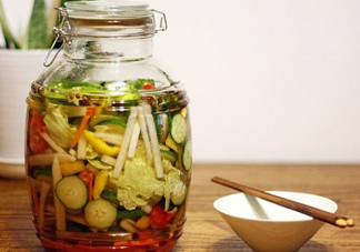 咸菜和泡菜有什么區(qū)別？吃泡菜有什么好處