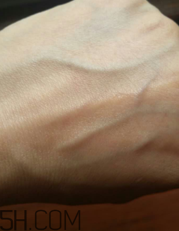 蘭蔻美容液多少錢_蘭蔻美容液功效 蘭蔻美容液多少錢_蘭蔻美容液功效