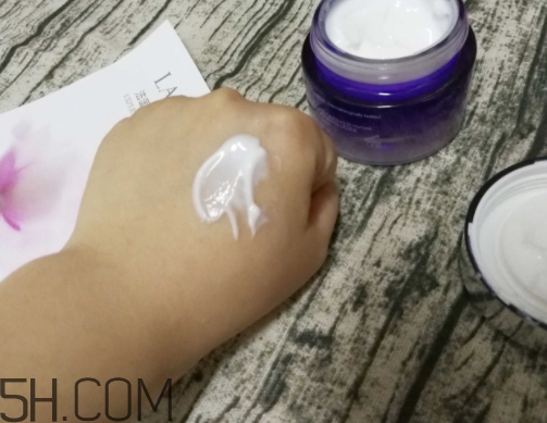 蘭蔻晚霜適合什么膚質(zhì)？蘭蔻晚霜適合敏感肌嗎？