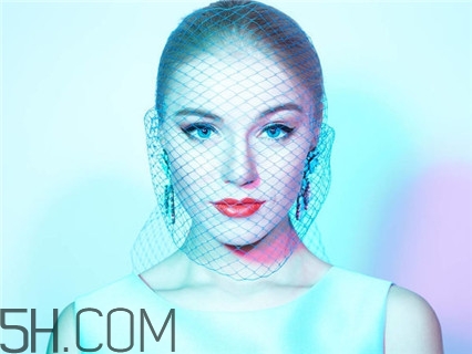 烤瓷牙可以帶牙套嗎？烤瓷牙可以只做門牙嗎？