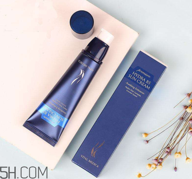 ahc隔離防曬霜b5怎么樣？在室內(nèi)需要擦防曬霜嗎？